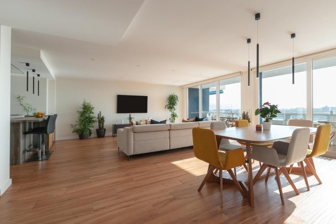 Luxury Beach/Port Apartment มาลากา ภายนอก รูปภาพ