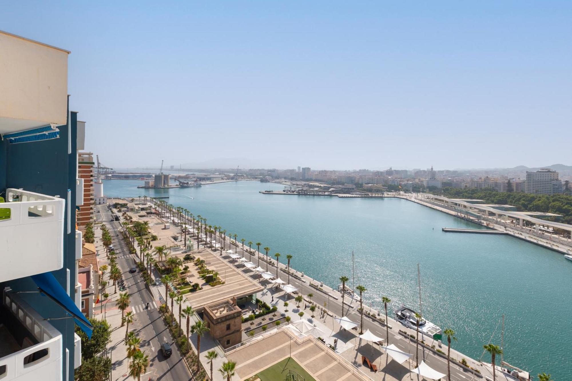 Luxury Beach/Port Apartment มาลากา ภายนอก รูปภาพ